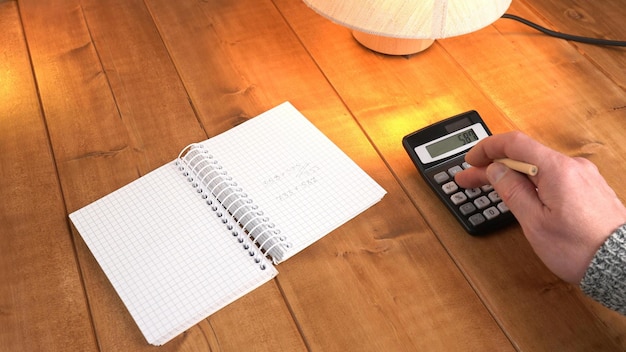 Ile możesz zarobić na koncie oszczędnościowym? Sprawdź nasz kalkulator