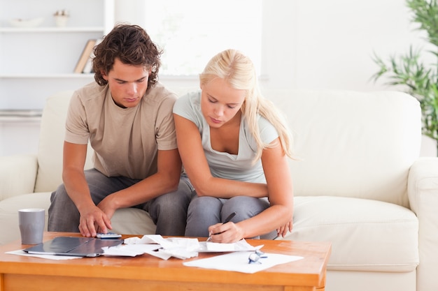 Jaki rachunek maklerski wybrać na początku inwestowania?