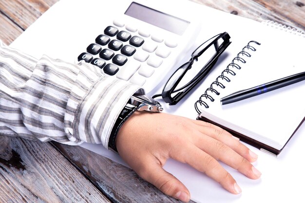 Jak obliczyć podatek od obligacji bez zgubienia się w przepisach?